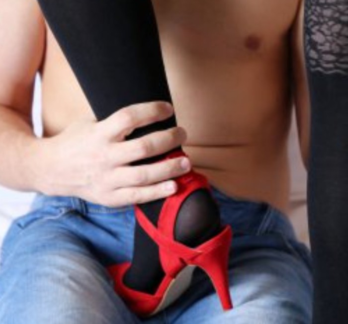 20€,,desde 20€ ,,,Nora mulata brasileña particular