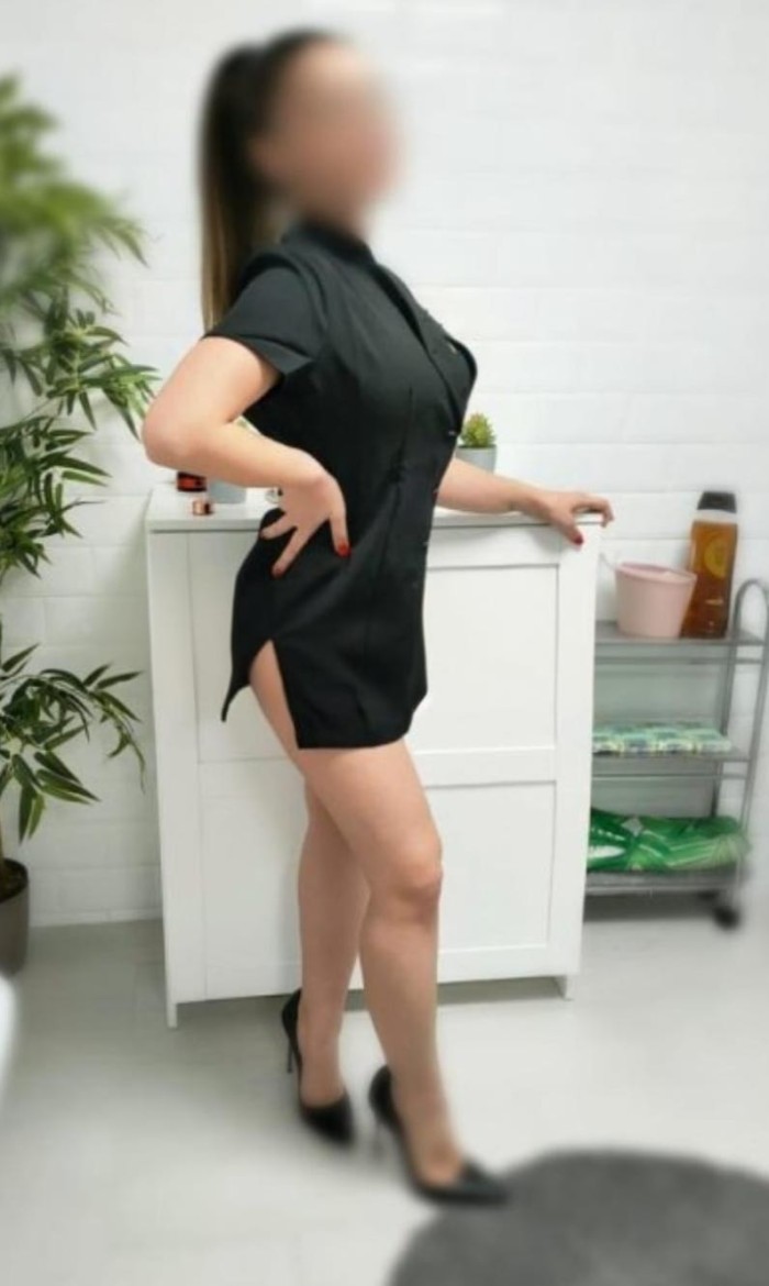 Soy un escenticista en Paro 603952954 disfruta de mis manos.