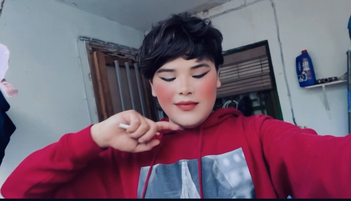 Pasarlo bien niña trans