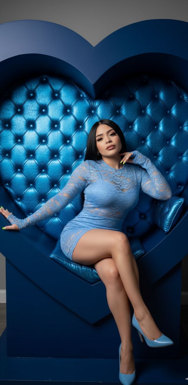 ENCANTADORA ESCORT MUY CANDENTE