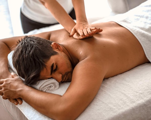 Travesti Montse Masajes en camilla relax