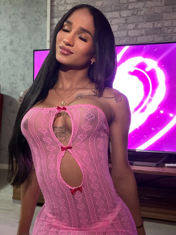 Nueva chica fiestera y muy cachonda