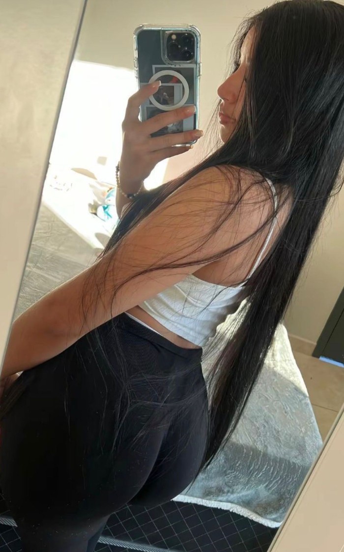 JOVENCITA LATINA GUAPISIMA 22 AÑITOS NOVEDAD 24H