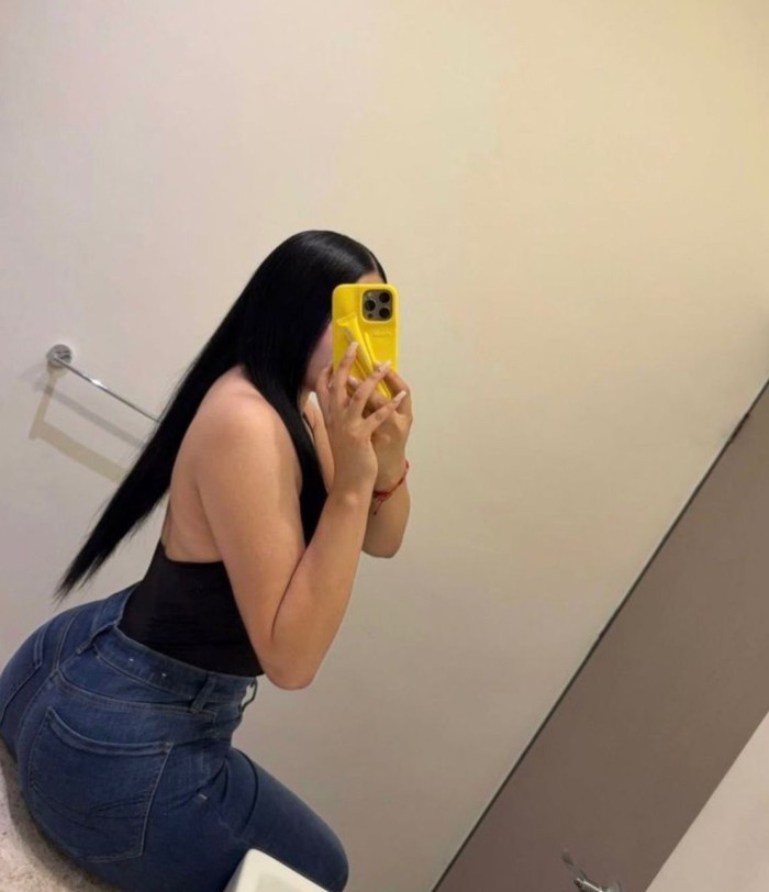 JOVENCITA LATINA GUAPISIMA 22 AÑITOS NOVEDAD 24H