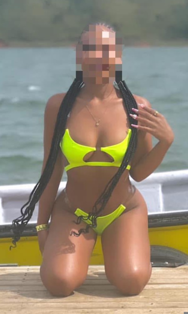 COLOMBIANA DE LUJO EXPLOSIVA Y JUGUETONA
