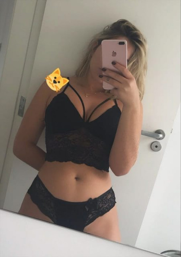 ENCUENTRO INTIMO BUENA COMPAÑIA FIESTAS