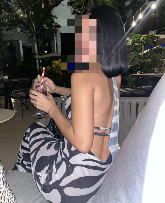 Impresionante escort vip muy guapa – fiesta blanca