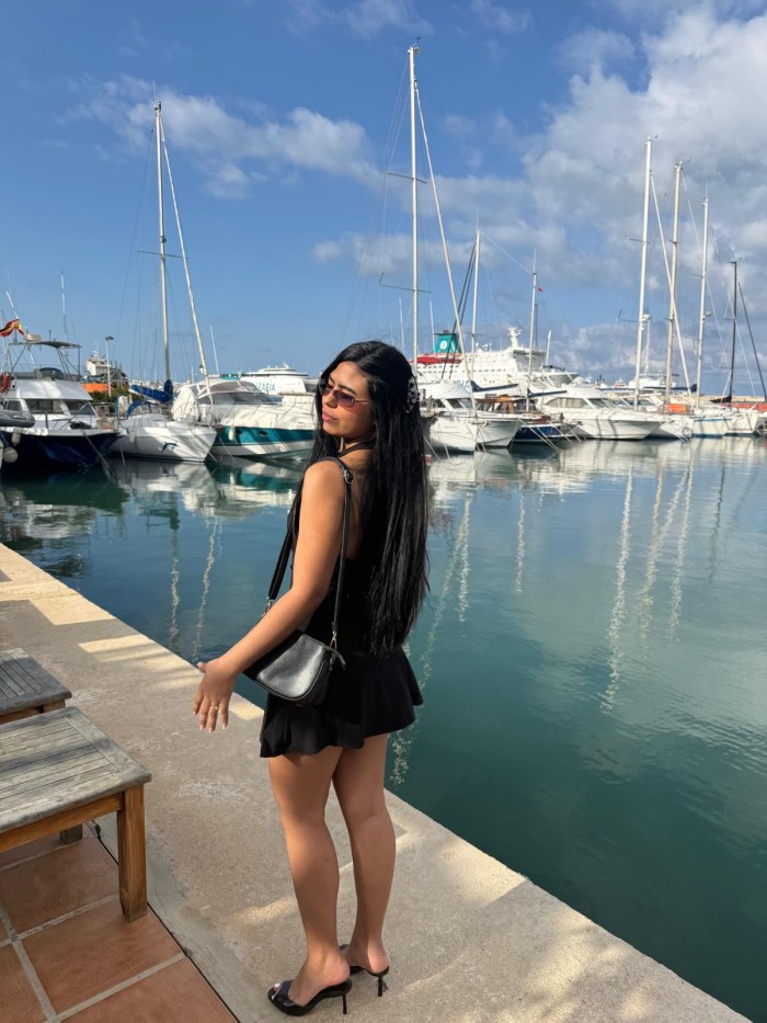 MEGHAN GUAPA JOVENCITA FIESTERA CON GANAS DE TI EN MALAGA