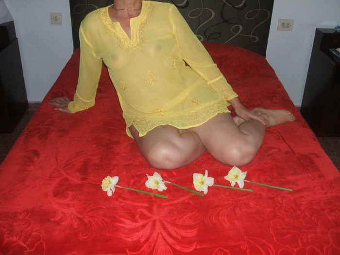 Sonia madurita cariñosa discreta espectacular