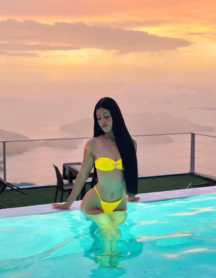 Colombiana de élite elegante y distinguida