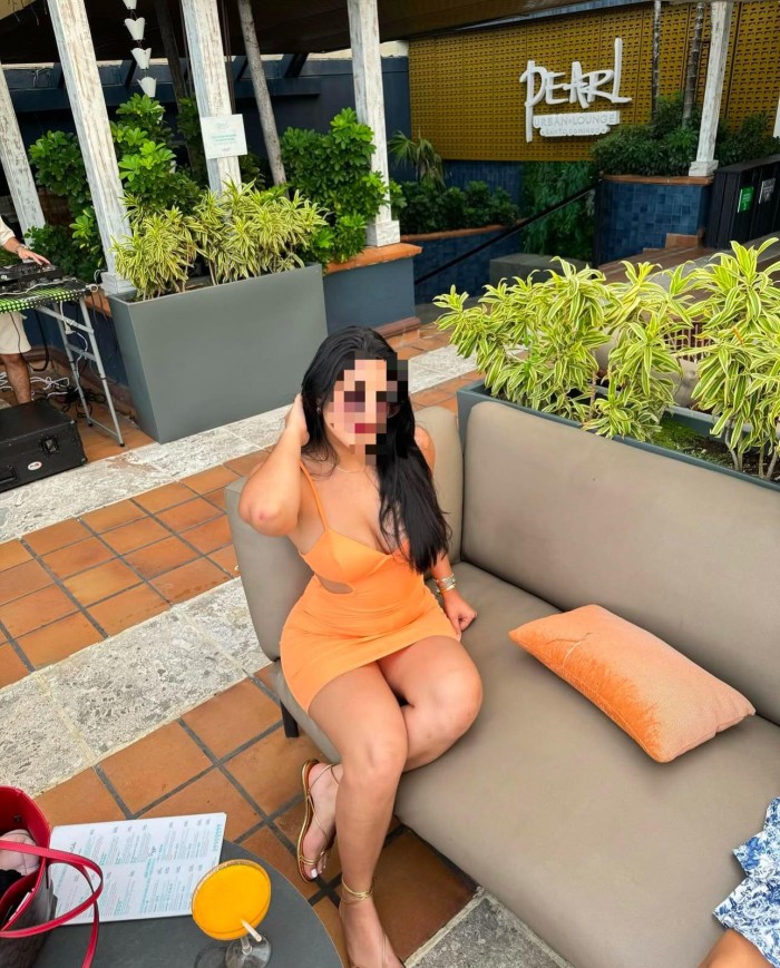 Lucia busca aventuras por tu ciudad