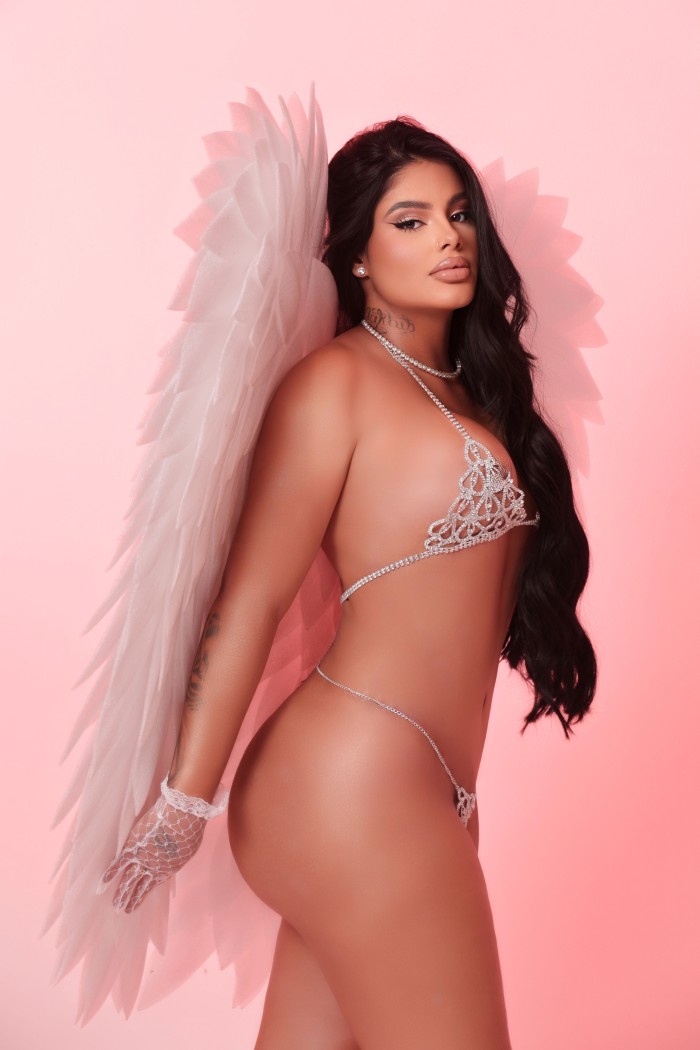 Safyra Belle