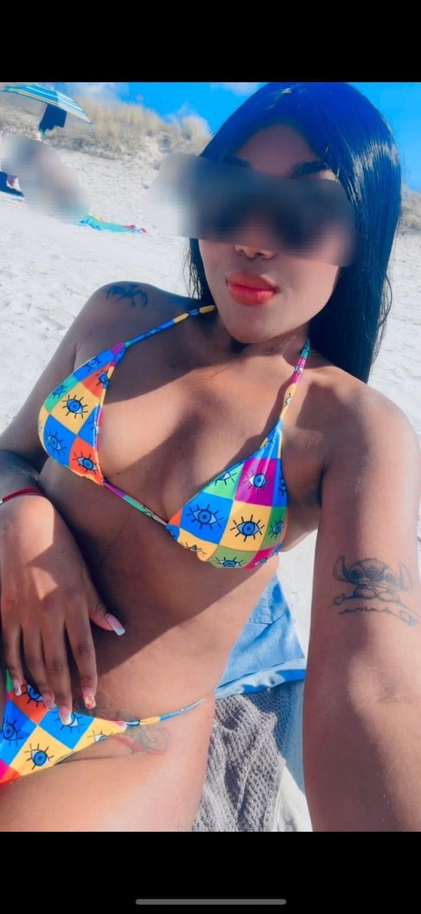 Portonovo sanxenxo NAHOMY  piel canela exclusiva 24 años