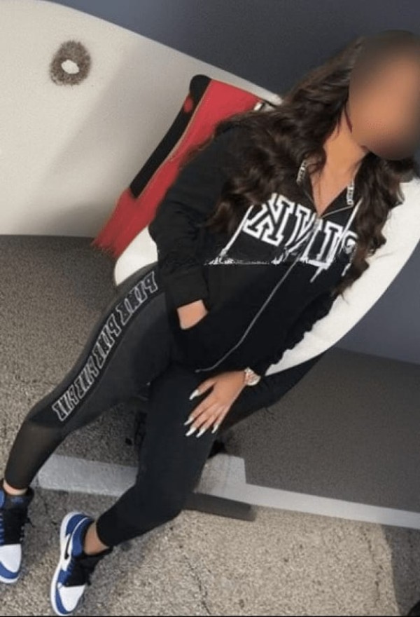 UNA VERDADERA FIESTERA MUY PUTA Y MORBOSA