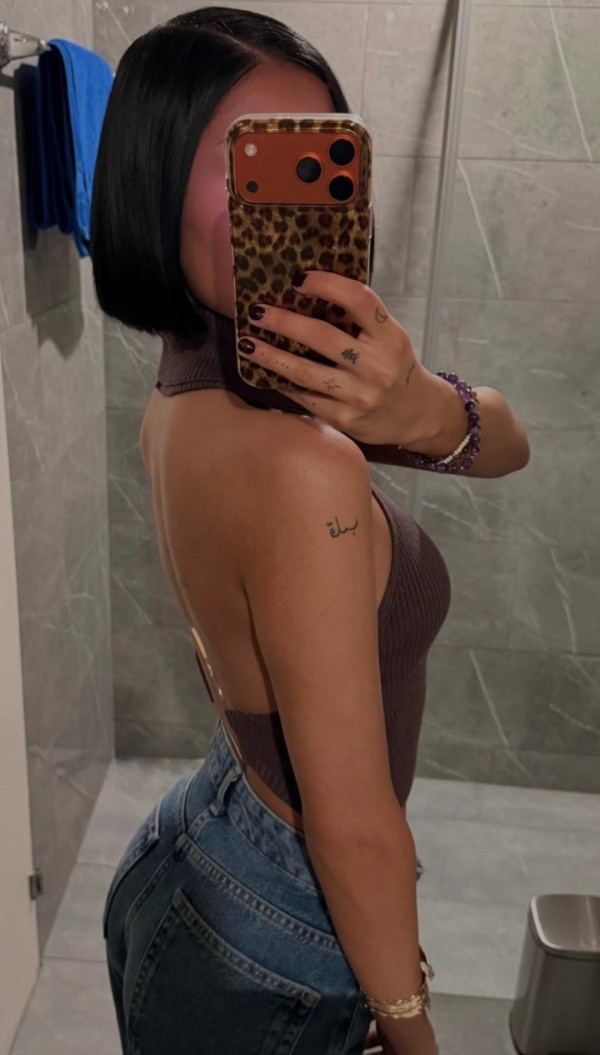 HERMOSA DANIELA FIESTERA SALIDAS HOTELES