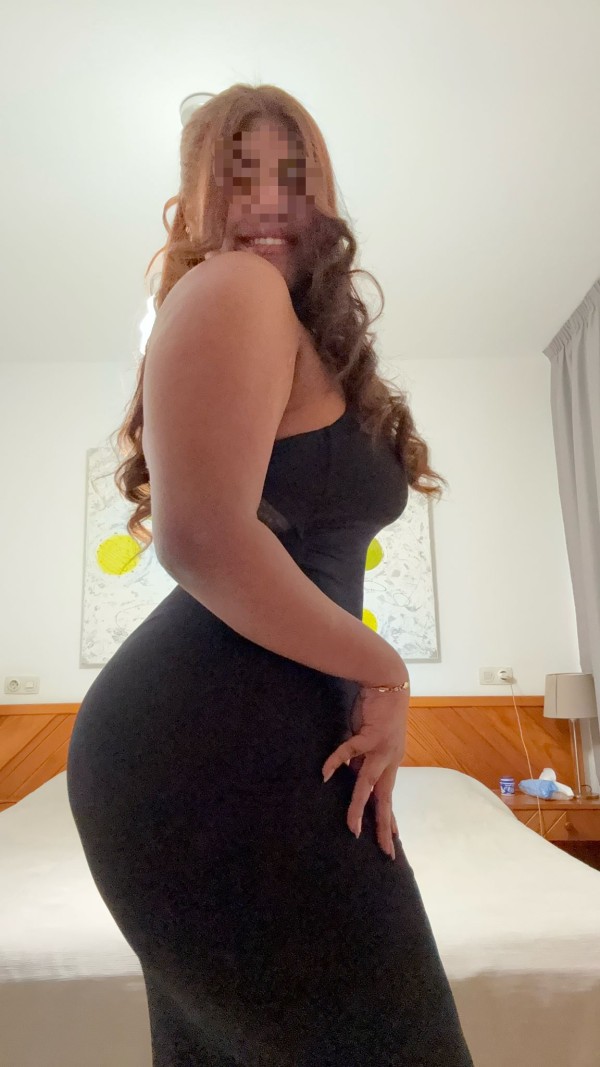 LA BELLEZA COLOMBIANA DISPUESTA A TODO 24HR