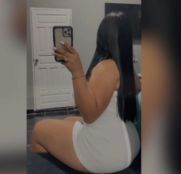 Fiestera cariñosa lechera