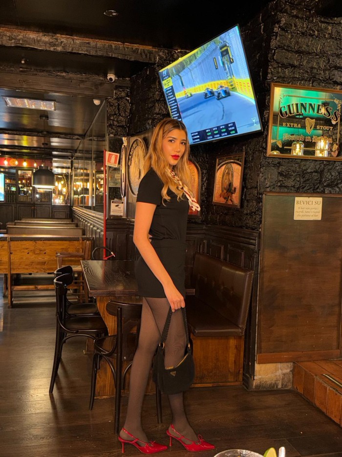 MUJER HERMOSA NIVEL VIP COMPLACIENTE A TOPE