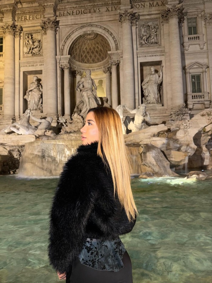 MUJER HERMOSA NIVEL VIP COMPLACIENTE A TOPE