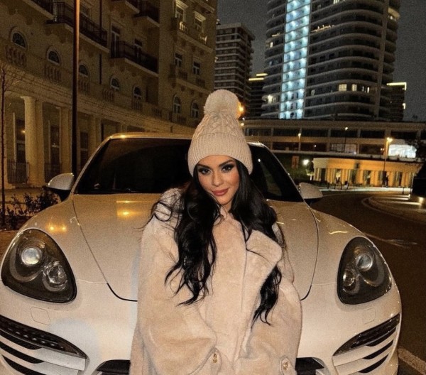 TRANS VERSÁTIL 19CM LECHERA VEN CONÓCEME