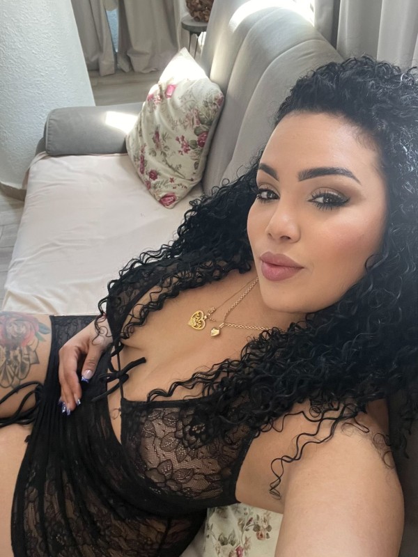 NOVEDAD LATINA SARA MUY FIESTERA