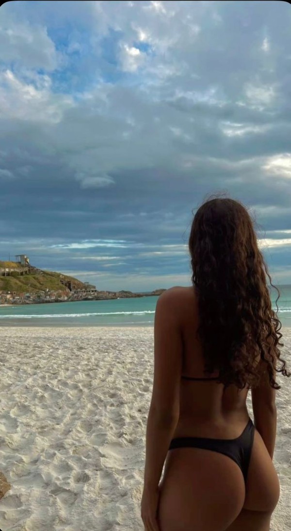 DE NUEVO EN PUERTO SAGUNTO, COLOMBIANA ESPECTACULAR PRECIOSA