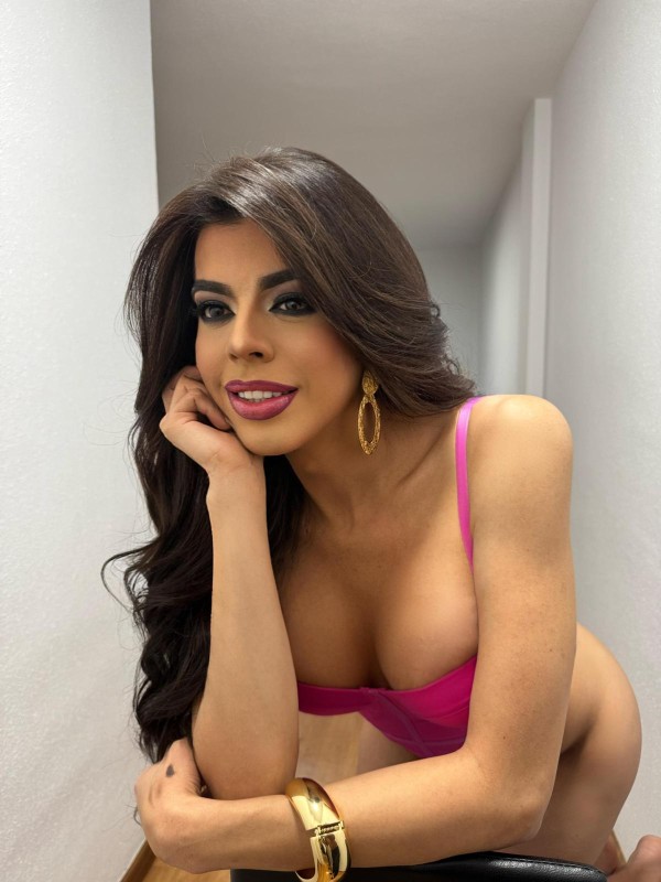 VICTORIA EXOTICA MUY CALIENTE INOLVIDABLE!