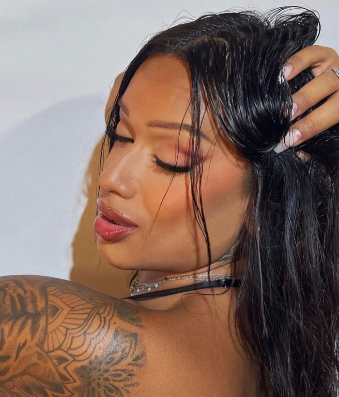 EN MÁLAGA TRANS DE LUJO LLENA DE SENSUALIDAD