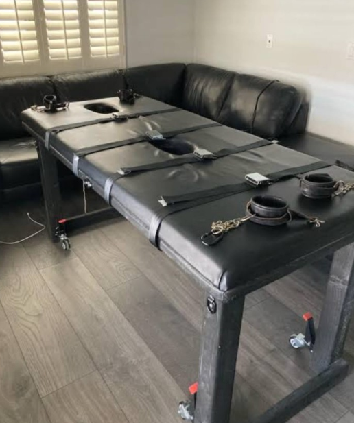 EN PALMA DE MALLORCA MUCHOS ORGASMOS Y MUCHA LECHE