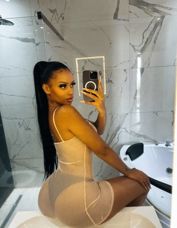 Soi lo que busca una chica caliente en la intimidad y buena mamadora