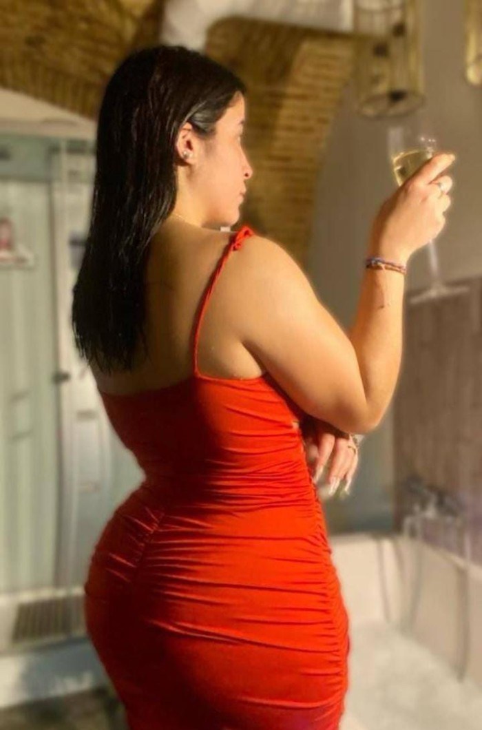 Fogosa caliente sexosa mamadora cachonda