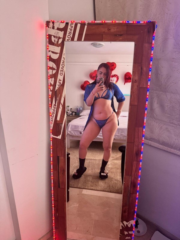 LORENA FIESTERA A TOPE CACHONDA FULL GRIEGO MULTIORGASMICA