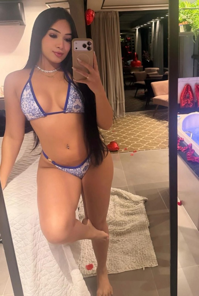 Lucía novedad modelo guapetona fiestera