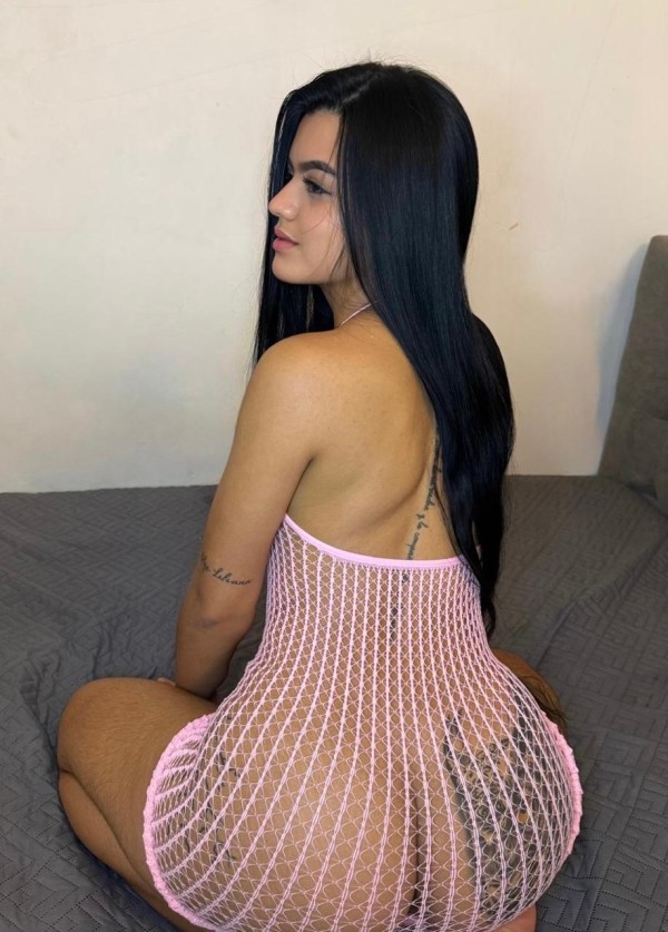 LUNA 19 años en torre del mar, fiestera, guarra, salidas