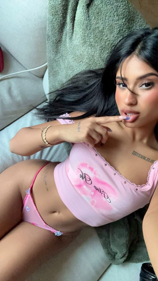 Disponible para fiesta de horas, PUTITA y hermosa morena