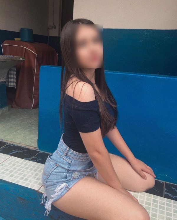 NOVATA RECIEN LLEGADA DE MI PAIS 30Rosas