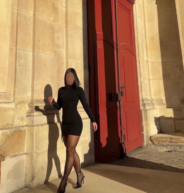 MÍA UNA EXPLOSIÓN DE CHICA EN LA CIUDAD ATRÉVETE