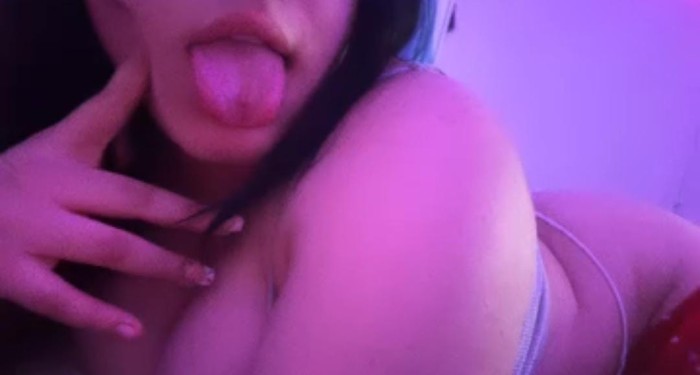 LATINA JOVENCITA PRECIOSA 21 AÑITOS NOVEDAD 24H