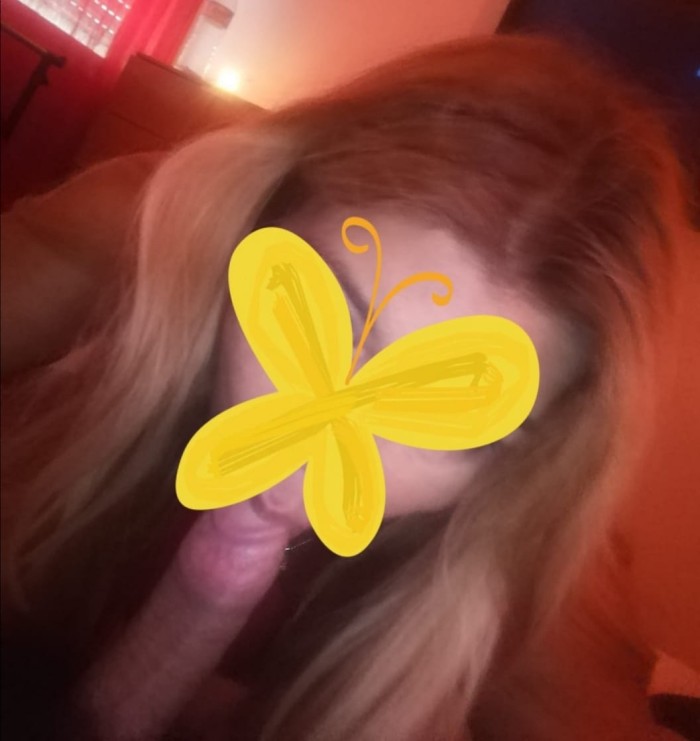 Novedad coñito mojado y  cachondisima