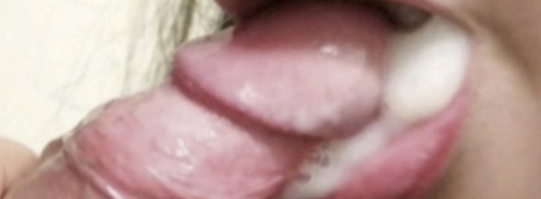 Novedad griego besos con lengua trato de novios