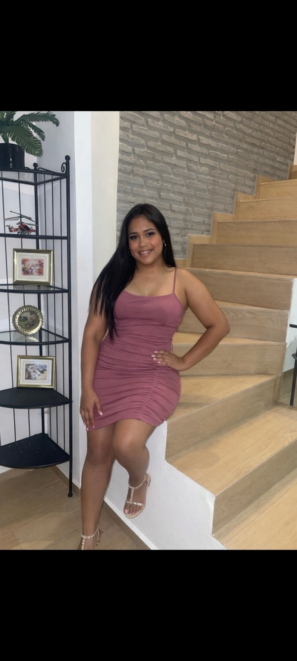 Novedad De con cara y cuerpo espectacular