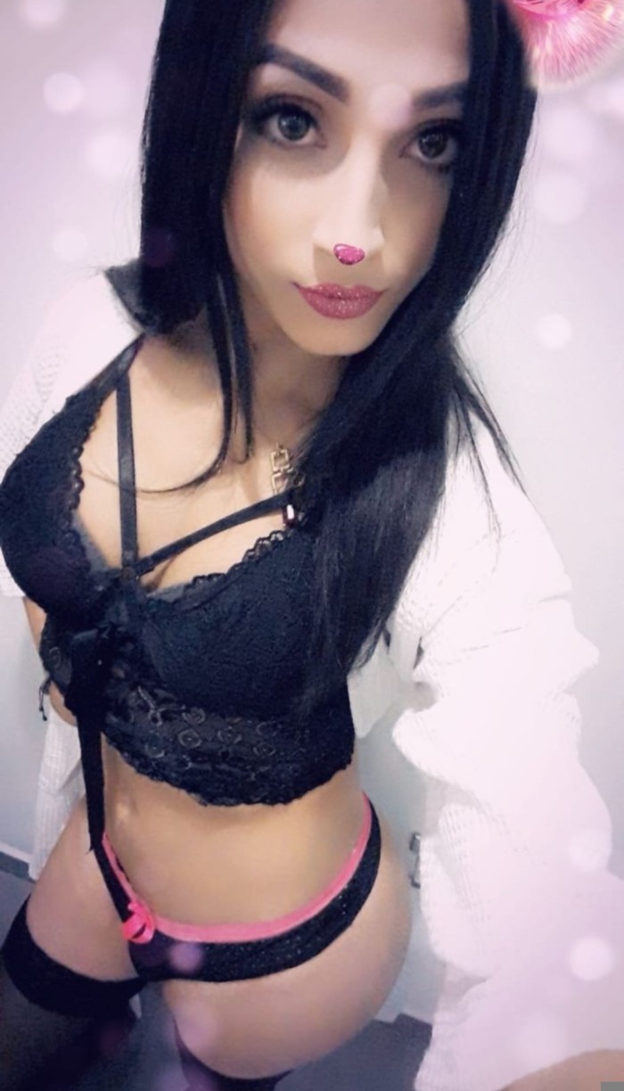 COLOMBOFRANCESA DE LUJO MUY DOTADA Y JUGUETONA