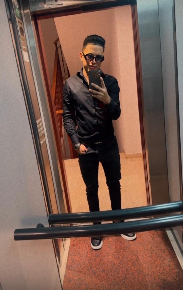 NOVEDAD CAÑERO  ,Dominante y fiestero. POLLON CHAPERO ACTIVO EN VILLAGARCIA