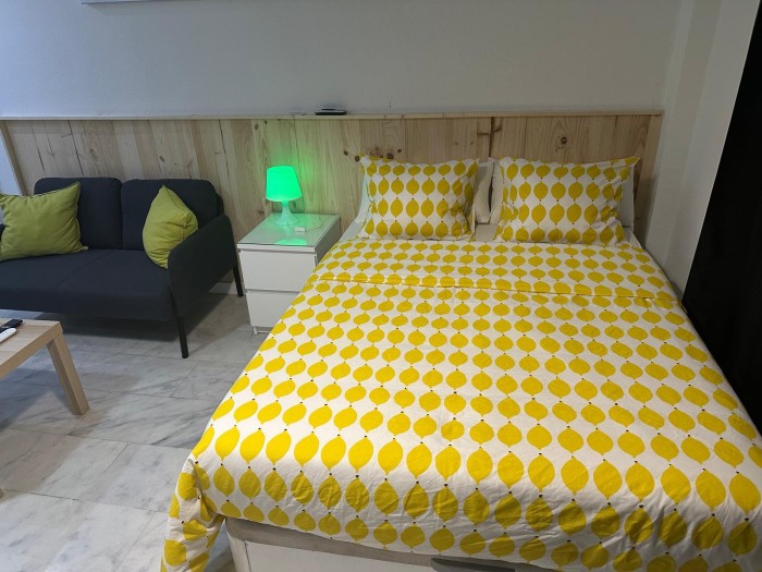HOY MASAJE PAJAS Y MAMADAS VENTE SANTS BADAL