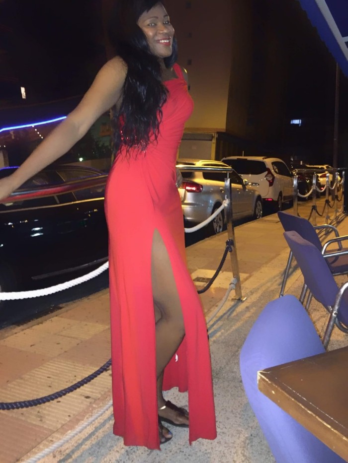 OFERTA 20€ 10 MINUTOS, en Figueres  mulata con ganas de diversion