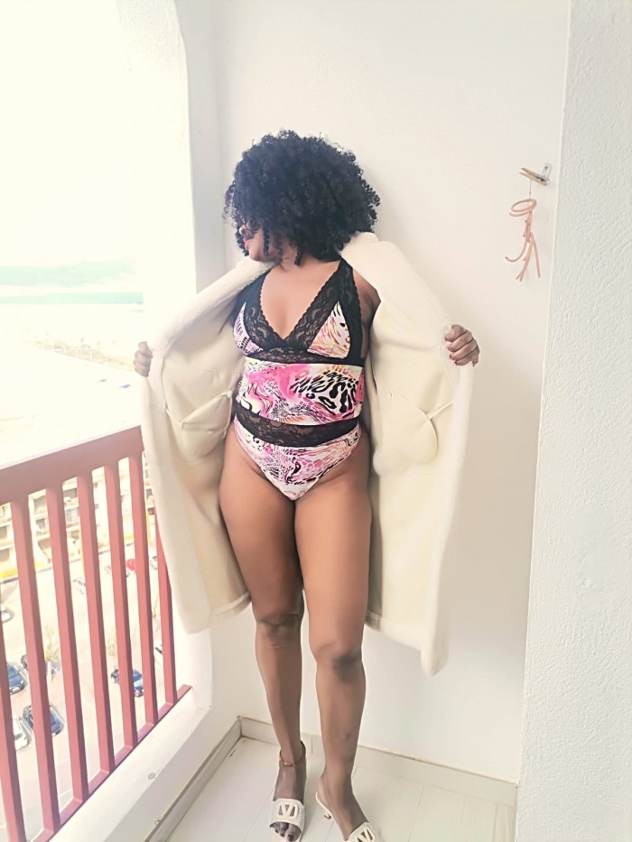 OFERTA 20€ 10 MINUTOS, en Figueres  mulata con ganas de diversion