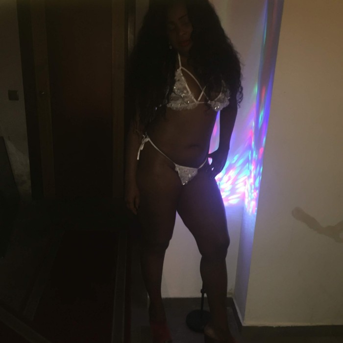 OFERTA 20€ 10 MINUTOS, en Figueres  mulata con ganas de diversion