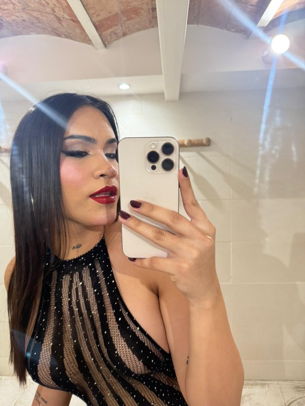 TRANS MORBOSA Y CALIENTE CON GRANDES DOTES PARA TI