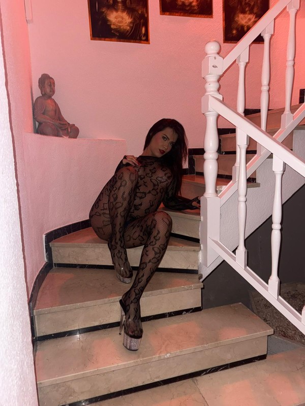 TRANS MORBOSA Y CALIENTE CON GRANDES DOTES PARA TI