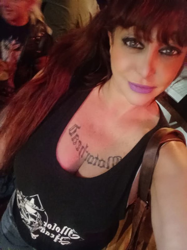 saray actriz amateurxx rockera